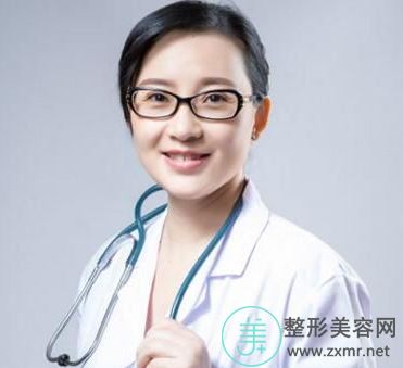 闫咏梅