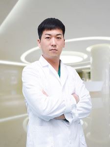 周凯