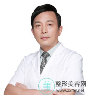 杨力